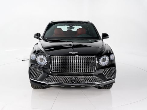 New 2025 Bentley Bentayga image 8