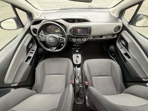 Used 2016 Toyota Yaris SE image 2