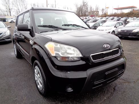 Used 2011 Kia Soul image 3