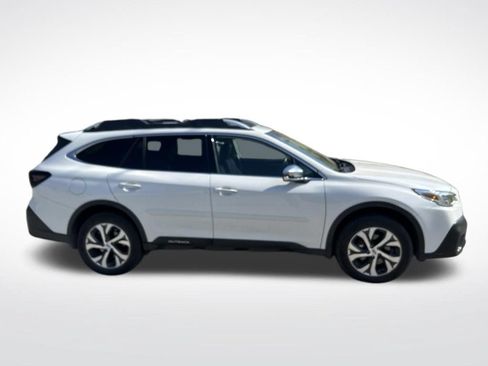 Used 2021 Subaru Outback Touring XT AWD/4WD image 3