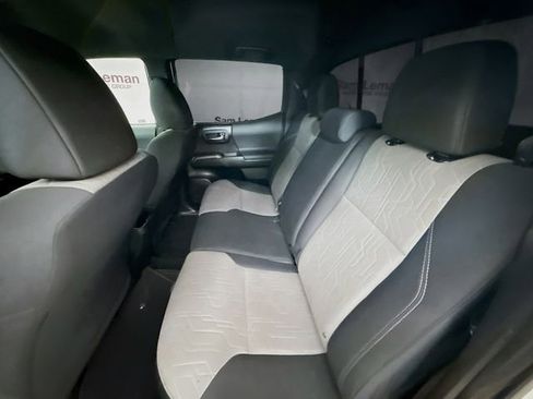 Used 2020 Toyota Tacoma TRD Sport RWD image 22