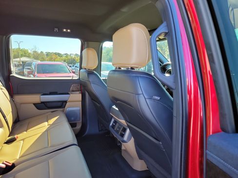 Used 2024 Ford F250 Lariat w/ Sport Appearance Package image 25