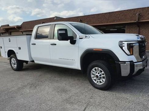 New 2026 GMC Sierra 2500 Pro w/ Convenience Package image 2
