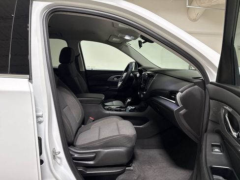 Used 2021 Chevrolet Traverse LS w/ LPO, Blackout Package FWD image 21
