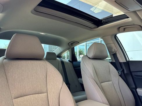 Used 2023 Honda Accord EX image 16