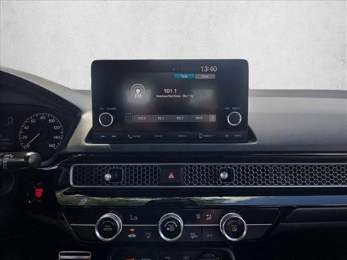 Used 2025 Honda Civic Sport image 14