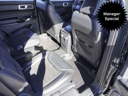 Used 2022 Ford Explorer ST AWD/4WD image 27