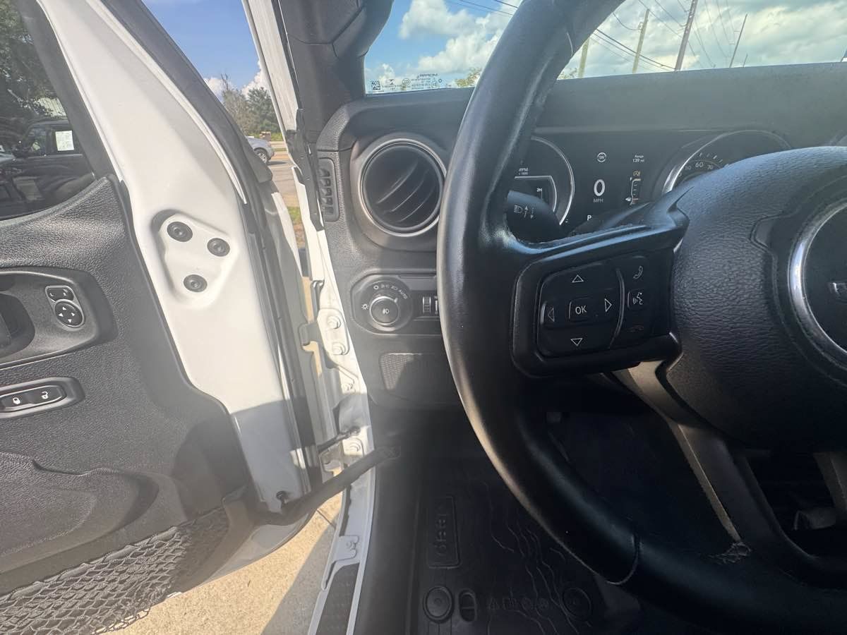 Used 2020 Jeep Wrangler Unlimited Sport AWD/4WD image 14