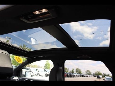 Used 2020 Ford Edge ST w/ Equipment Group 401A AWD/4WD image 29