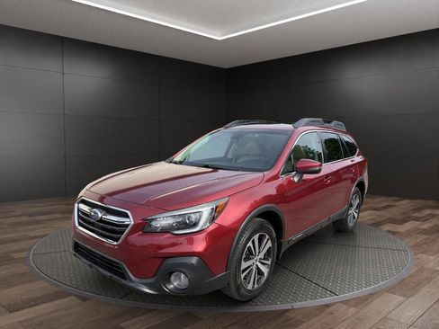 Used 2018 Subaru Outback 2.5i Limited AWD/4WD image 4
