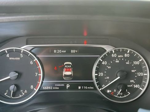 Used 2024 Nissan Rogue SV FWD image 6