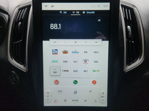 Used 2022 Ford Edge SEL w/ Cargo Accessory Package image 19