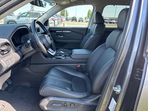 Used 2025 Honda Pilot EX-L image 9