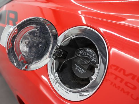 Used 2010 Dodge Challenger R/T RWD image 28