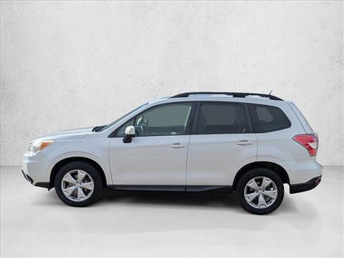 Used 2014 Subaru Forester 2.5i Premium w/ All-Weather Package image 8