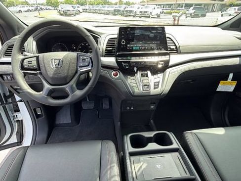New 2026 Honda Odyssey Sport-L image 16
