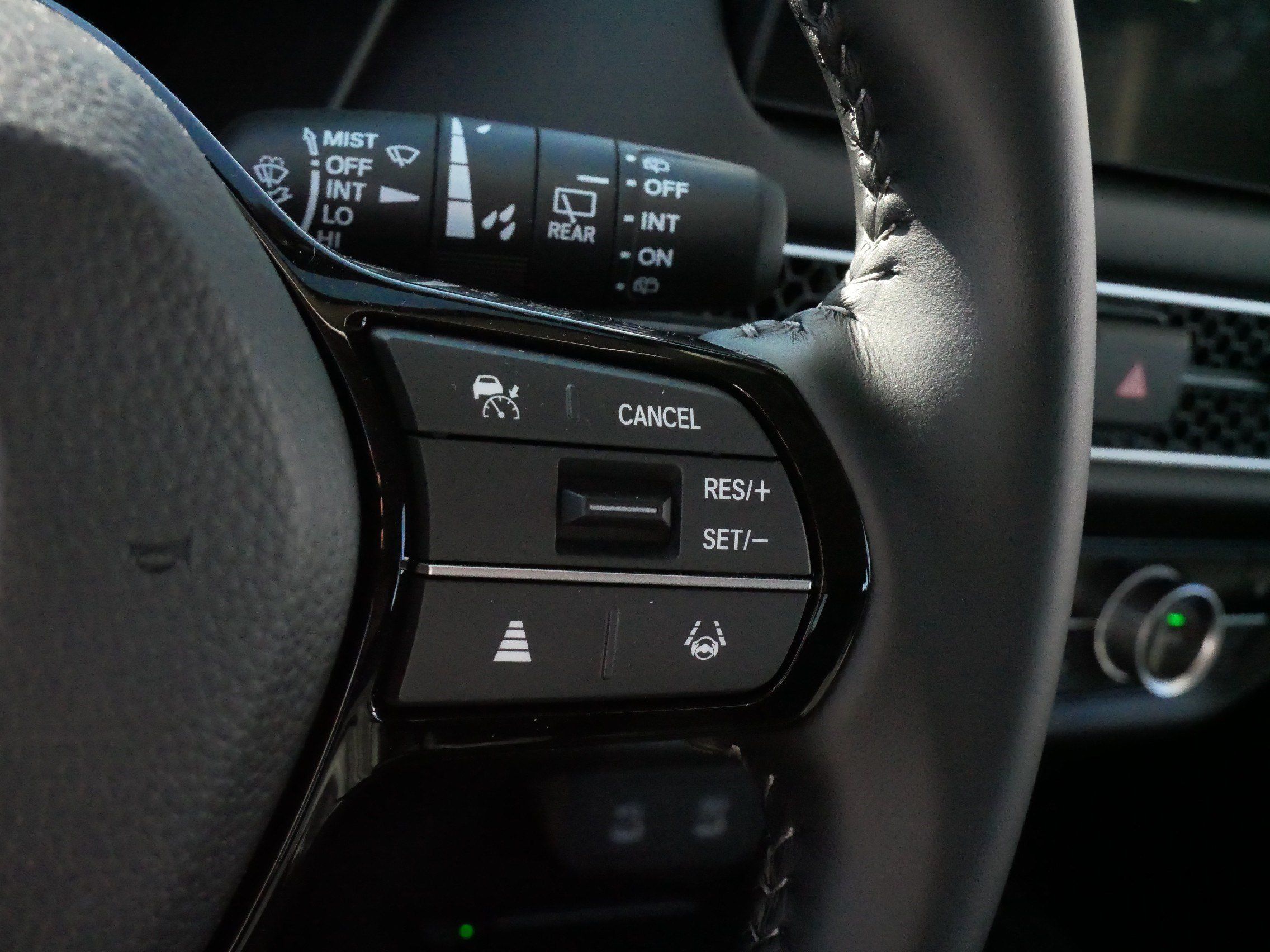 Used 2027 Honda HR-V EX-L image 26