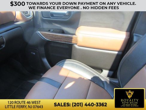 Used 2019 Chevrolet Silverado 1500 High Country w/ Z71 Off-Road Package image 36