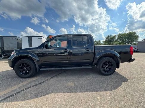 Used 2020 Nissan Frontier SV w/ Midnight Edition Floor Mats AWD/4WD image 4