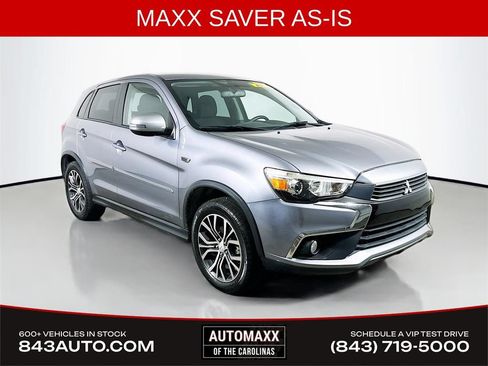 Used 2017 Mitsubishi Outlander Sport SE FWD image 1