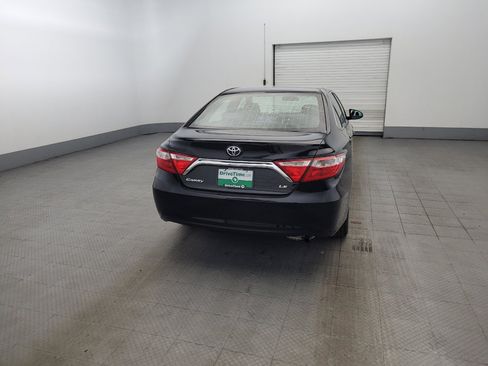 Used 2016 Toyota Camry LE FWD image 7