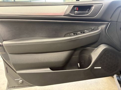Used 2019 Subaru Legacy 2.5i w/ Alloy Wheel Package image 4