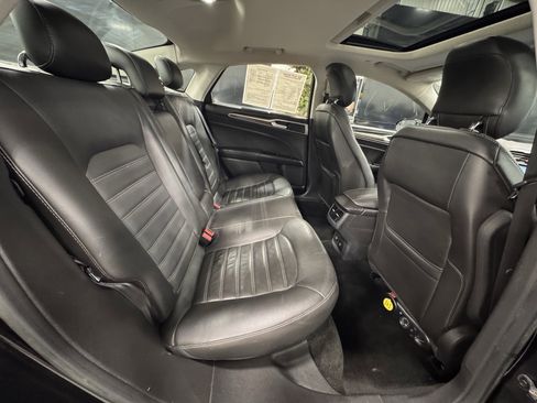 Used 2013 Ford Fusion SE image 29