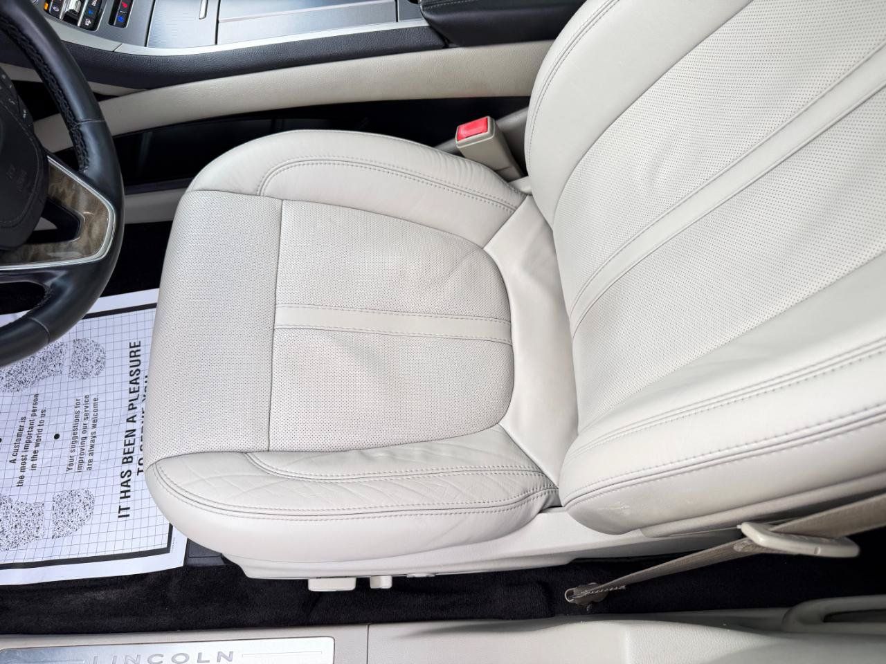 Used 2017 Lincoln MKZ Reserve w/ Technology Package AWD/4WD image 14