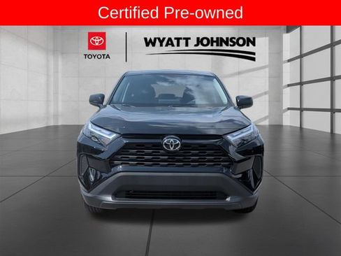 Certified 2025 Toyota RAV4 LE AWD/4WD image 8