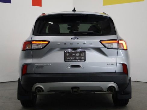 Used 2021 Ford Escape Titanium w/ Class II Trailer Tow Package image 11