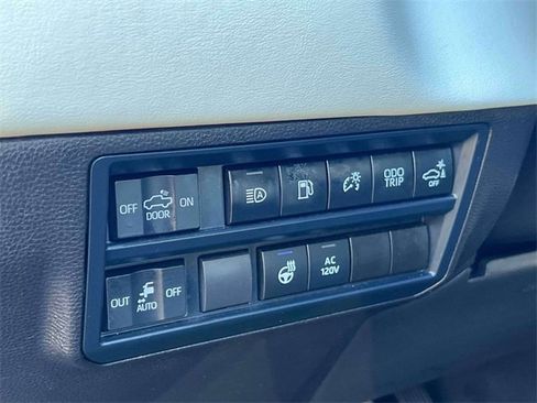 Used 2025 Toyota Tundra Capstone image 24