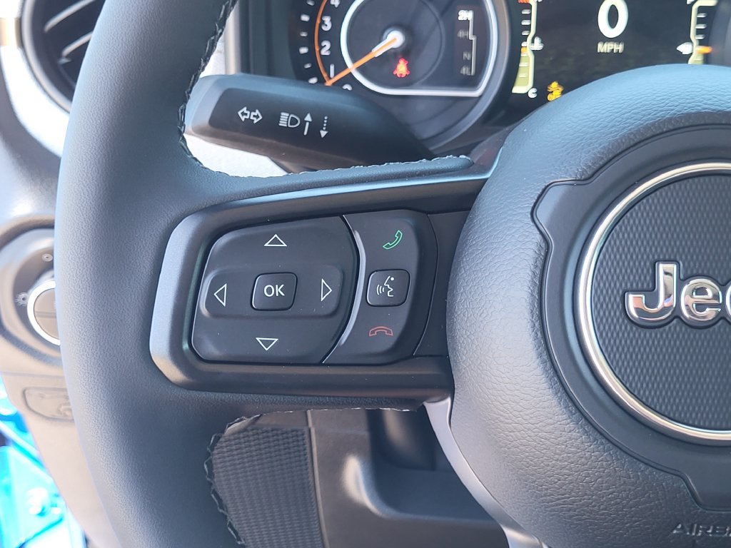 New 2026 Jeep Gladiator Sport AWD/4WD image 18