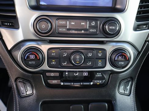 Used 2020 Chevrolet Tahoe LT image 30