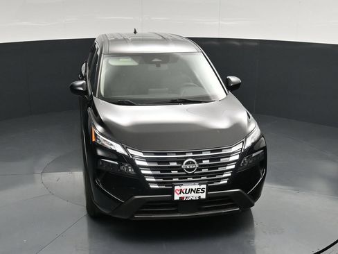 Used 2024 Nissan Rogue SV AWD/4WD image 38