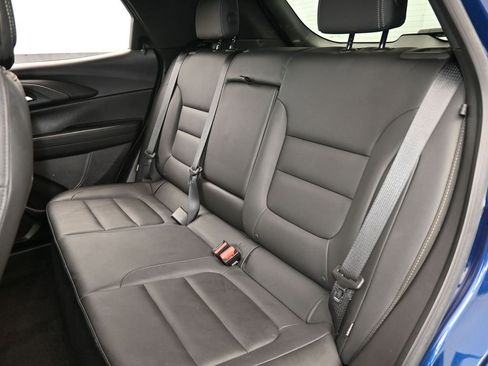 Used 2023 Chevrolet TrailBlazer ACTIV w/ Sun and Liftgate Package image 32