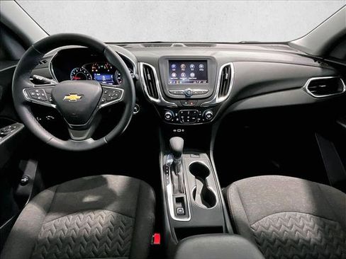 Used 2024 Chevrolet Equinox LT FWD image 16