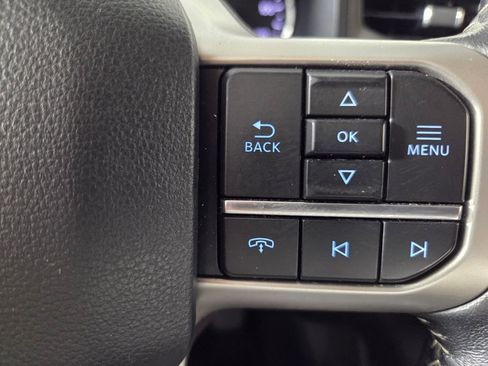 Used 2023 Ford Expedition Max XLT image 18