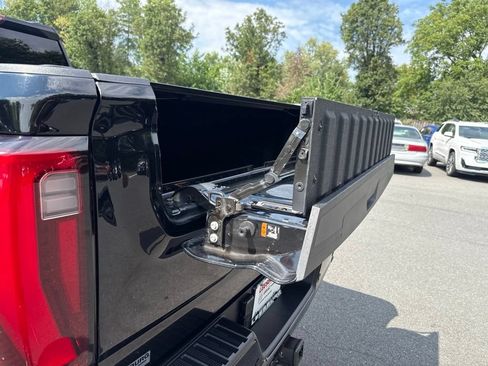 Used 2024 GMC Sierra 2500 Denali w/ Denali Reserve Package AWD/4WD image 54