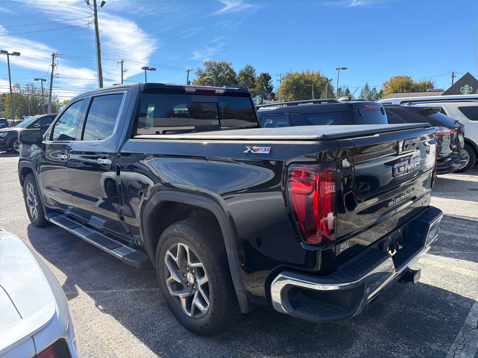 Used 2024 GMC Sierra 1500 SLT w/ SLT Premium Plus Package AWD/4WD image 10