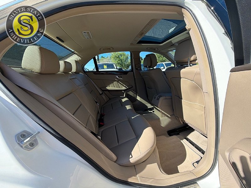 Used 2012 Mercedes-Benz E 350 4MATIC Sedan image 17