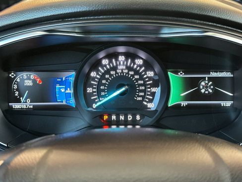 Used 2020 Ford Fusion Titanium AWD/4WD image 31