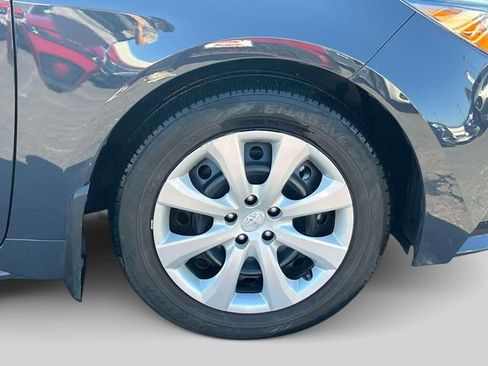 Used 2024 Toyota Corolla LE image 12
