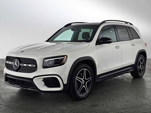 Certified 2025 Mercedes-Benz GLB 250 image 8