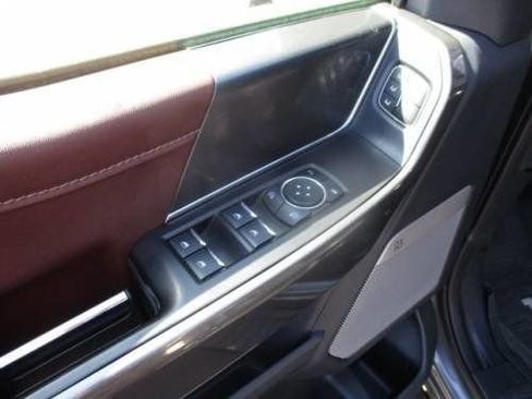 Used 2022 Ford F150 Lariat w/ Max Trailer Tow Package image 20