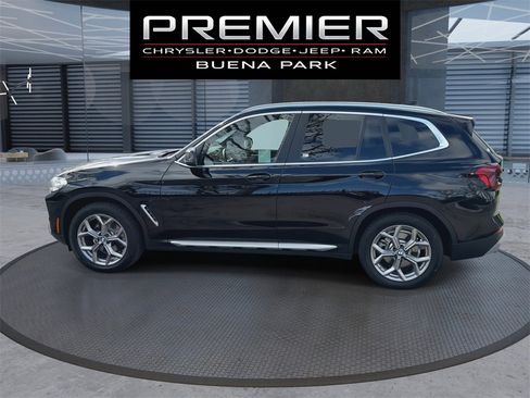 Used 2024 BMW X3 xDrive30i w/ Premium Essential Package image 5