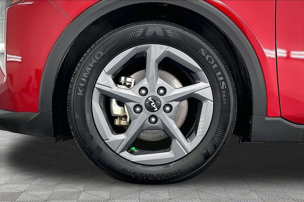 Used 2025 Kia K4 FWD image 9