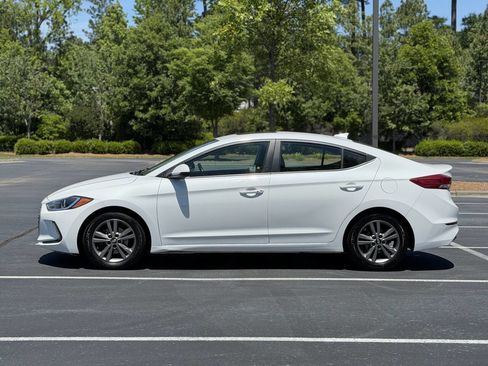 Used 2018 Hyundai Elantra Value Edition FWD image 4