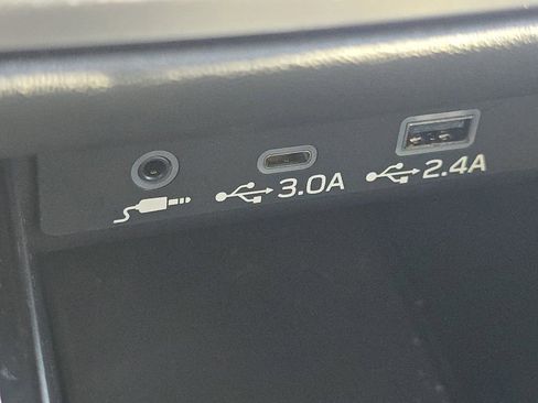 Used 2023 Subaru Outback Touring XT image 33