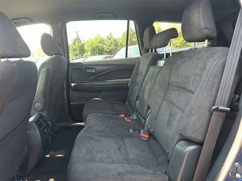 Used 2022 Honda Pilot Sport image 10