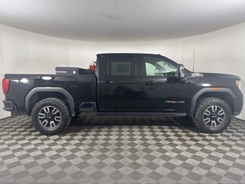 Used 2021 GMC Sierra 2500 AT4 w/ AT4 Premium Plus Package image 2